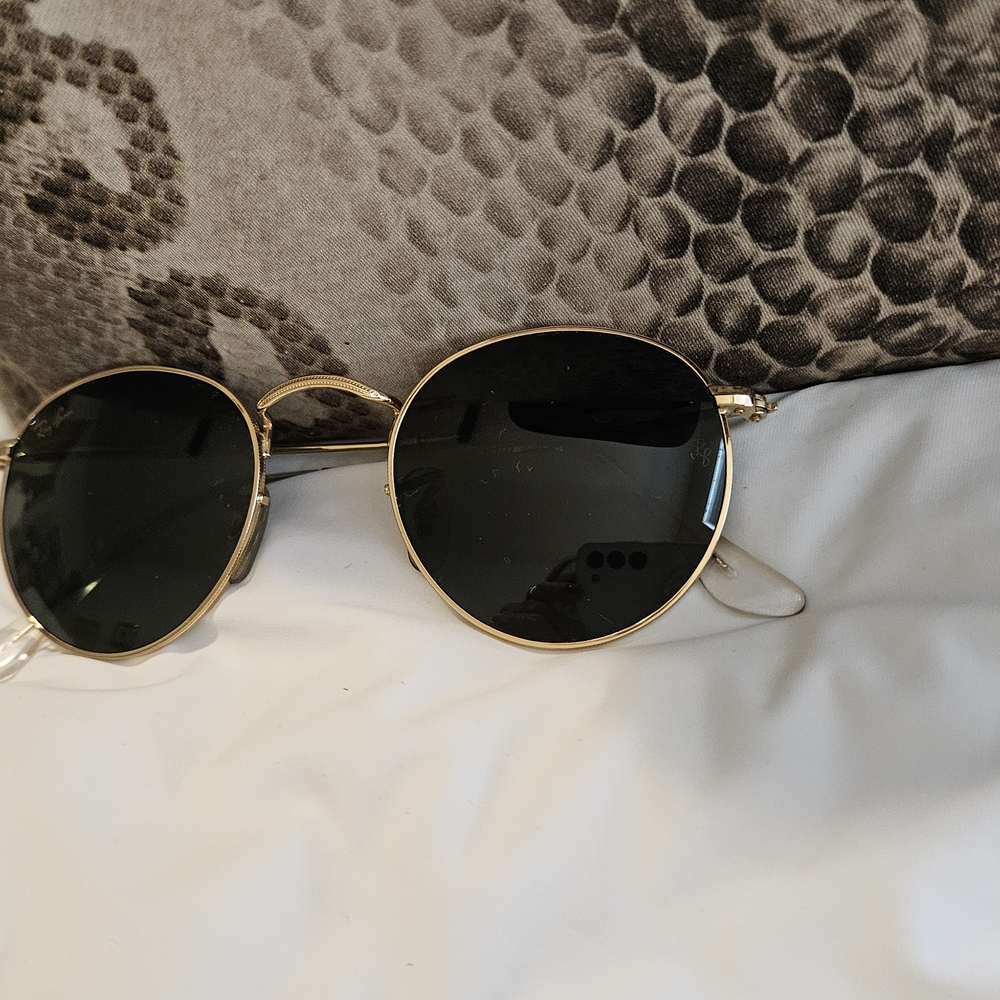 Ray-Ban Gold Frame Black Lens Sunglasses